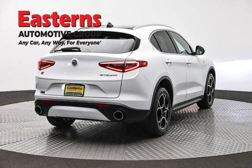 Alfa White 2021 Alfa Romeo Stelvio Base