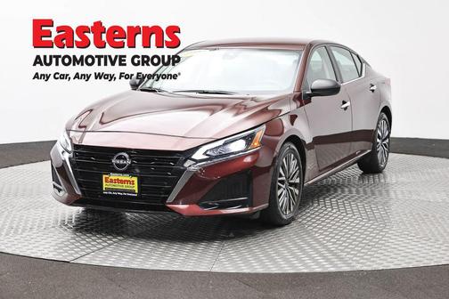 Garnet Pearl Metallic 2025 Nissan Altima 2.5 SV