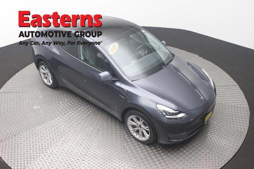 Gray 2022 Tesla Model Y Long Range Dual Motor All-Wheel Drive