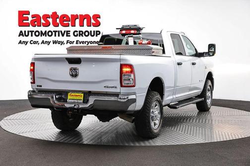 Bright White Clearcoat 2022 RAM 2500 Tradesman Crew Cab 4x4 6'4' Box