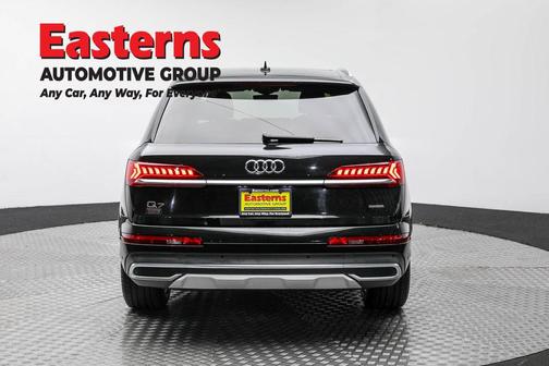 2022 Audi Q7 55 Premium Plus