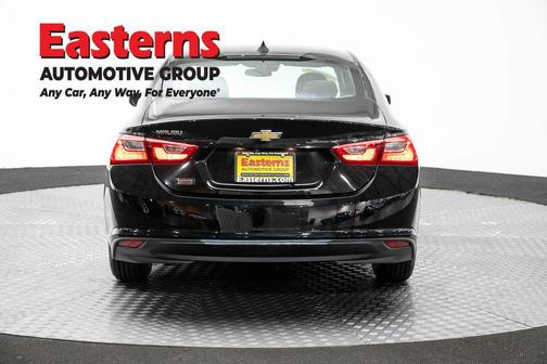 Mosaic Black Metallic 2023 Chevrolet Malibu 1LS