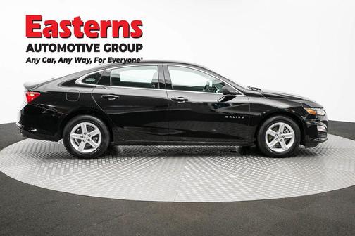 Mosaic Black Metallic 2023 Chevrolet Malibu 1LS