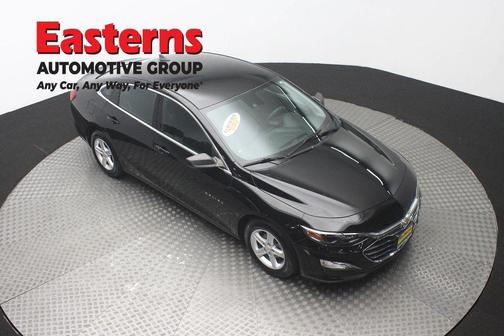 Mosaic Black Metallic 2023 Chevrolet Malibu 1LS