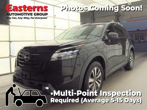 Super Black 2023 Nissan Pathfinder SL 4WD