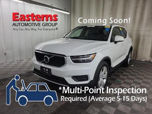 2020 Volvo XC40 T5 Momentum