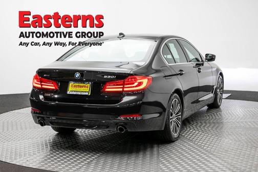 Black Sapphire Metallic 2019 BMW 530 xDrive