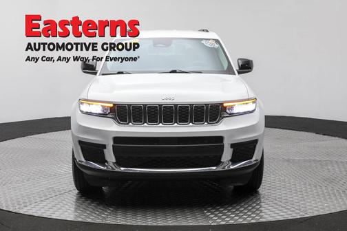 2023 Jeep Grand Cherokee L Laredo