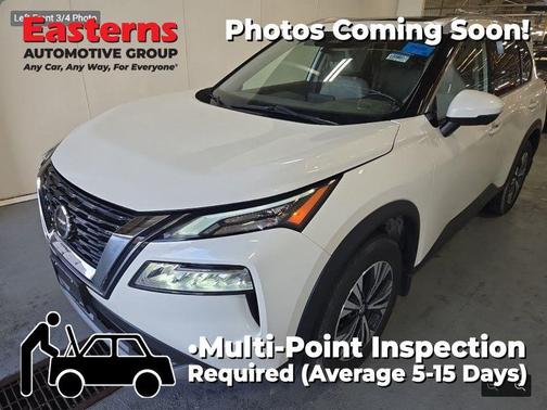 Pearl White Tricoat 2021 Nissan Rogue SV