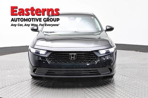 Crystal Black Pearl 2025 Honda Accord SE