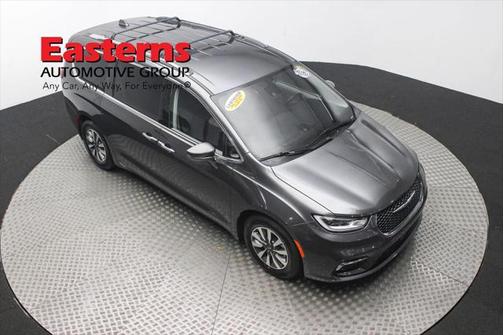 2021 Chrysler Pacifica Hybrid Touring L