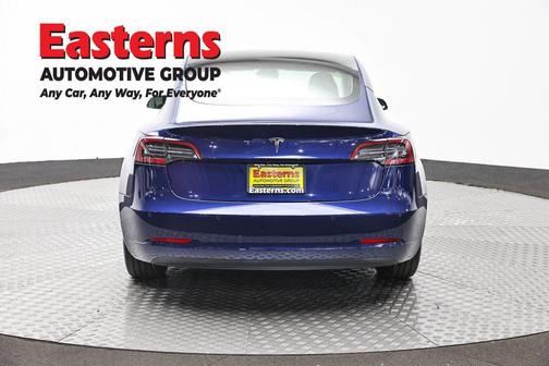 Deep Blue Metallic 2018 Tesla Model 3 Long Range