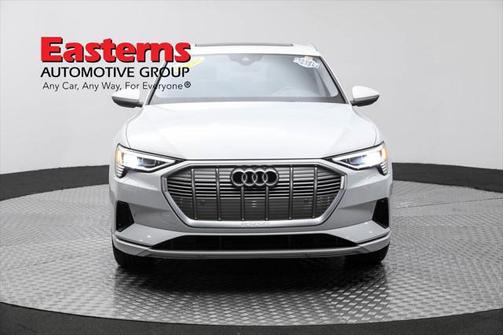 2021 Audi e-tron Premium