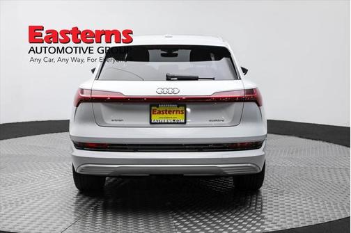 2021 Audi e-tron Premium
