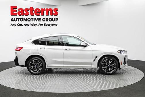 2023 BMW X4 xDrive30i