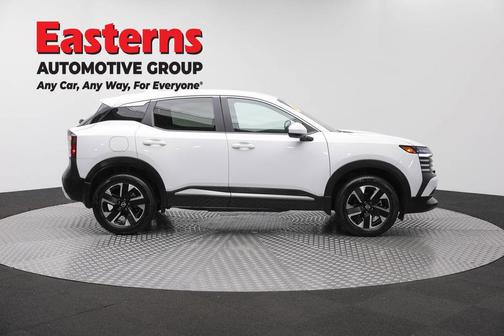 Fresh Powder 2025 Nissan Kicks SV