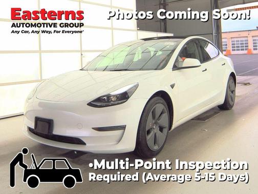 Pearl White Multi-Coat 2023 Tesla Model 3 Standard Range