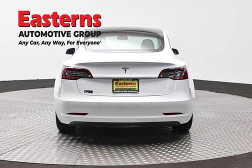 Pearl White Multi-Coat 2021 Tesla Model 3 Standard Range Plus