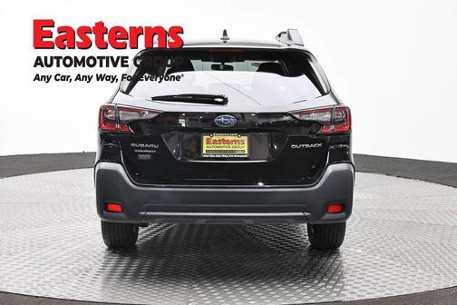 Crystal Black Silica 2023 Subaru Outback Premium