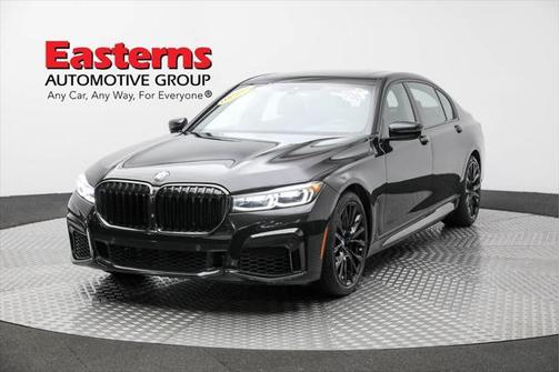 2022 BMW 740 i
