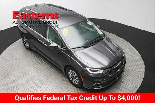 2021 Chrysler Pacifica Hybrid Touring L