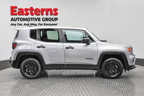 Glacier Metallic Clearcoat 2021 Jeep Renegade Sport