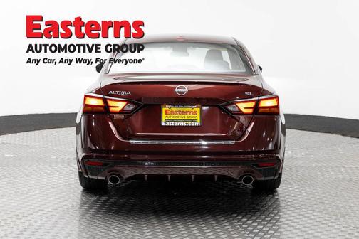 Garnet Pearl Metallic 2023 Nissan Altima 2.5 SL