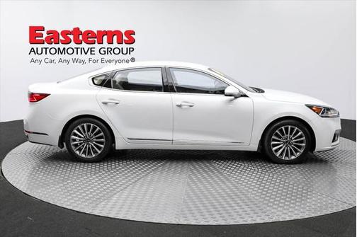 2019 Kia Cadenza Premium
