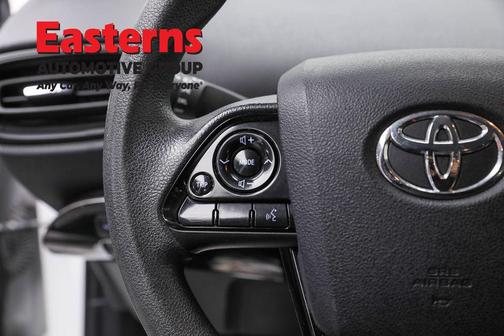 2022 Toyota Prius LE