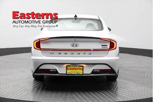 2020 Hyundai SONATA Hybrid SE