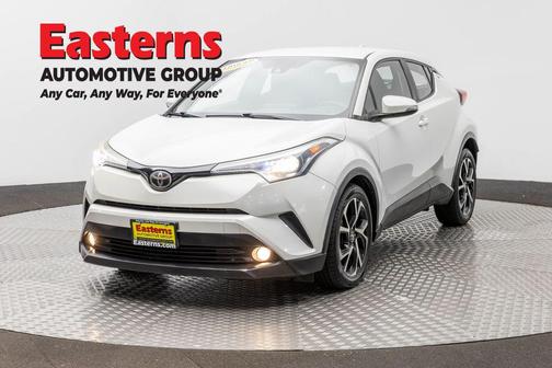 Blizzard Pearl 2018 Toyota C-HR XLE Premium