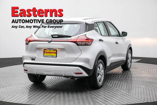 2022 Nissan Kicks S