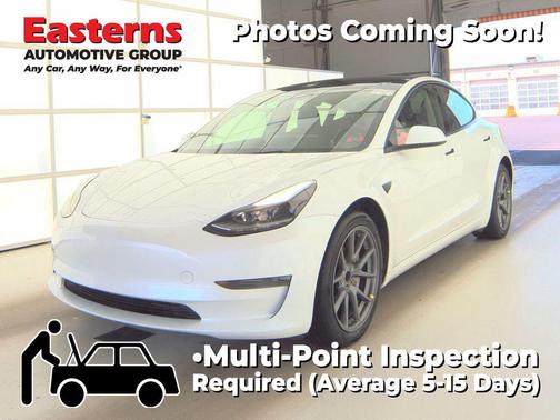 Pearl White Multi-Coat 2023 Tesla Model 3 Standard Range