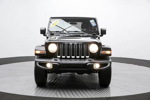 Photo 2 of 63 of 2020 Jeep Wrangler Unlimited Sahara