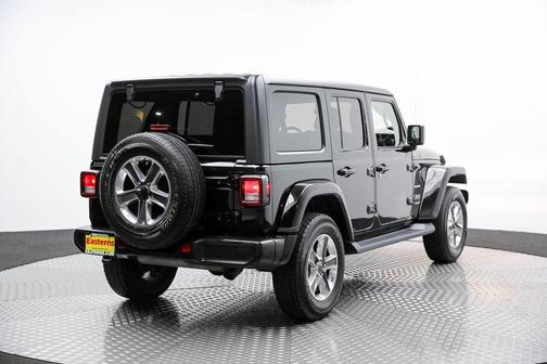 Photo 5 of 63 of 2020 Jeep Wrangler Unlimited Sahara