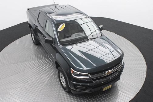 Photo 3 of 61 of 2017 Chevrolet Colorado WT