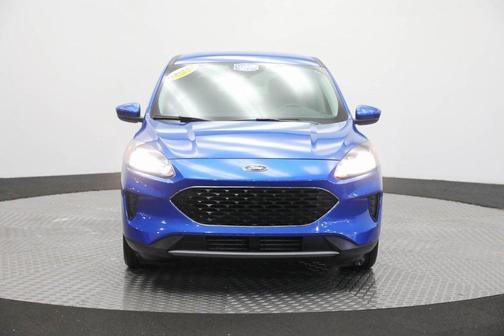 Photo 2 of 62 of 2021 Ford Escape SE