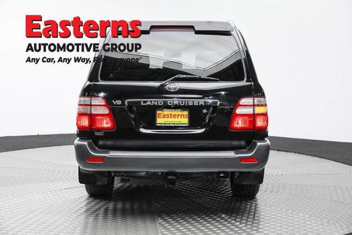 2005 Toyota Land Cruiser Base