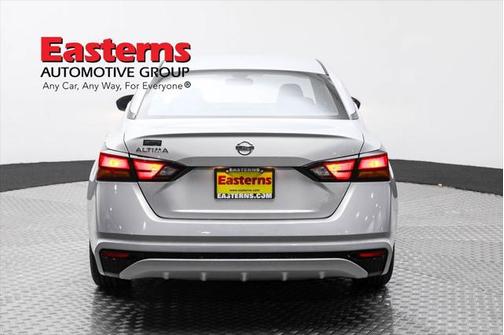 2022 Nissan Altima S FWD