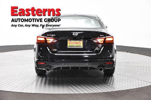 Super Black Clearcoat 2023 Nissan Altima 2.5 SV