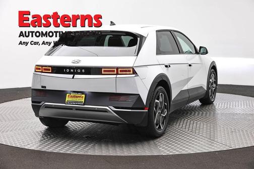 Atlas White 2024 Hyundai IONIQ 5 SEL