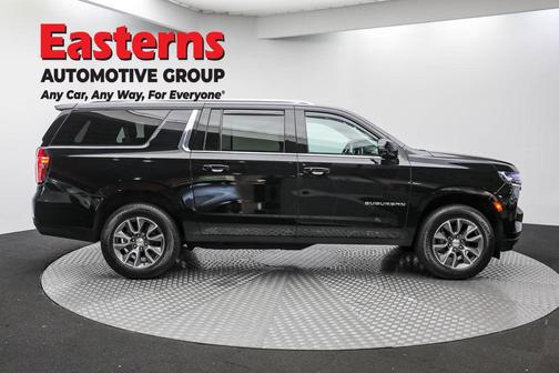 2024 Chevrolet Suburban LT