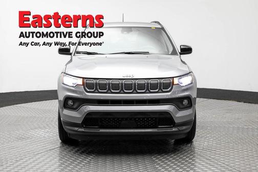 Billet Silver Metallic Clearcoat 2022 Jeep Compass Latitude