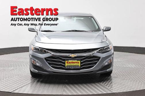 Sterling Gray Metallic 2024 Chevrolet Malibu FWD 2LT