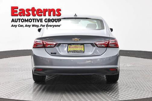 Sterling Gray Metallic 2024 Chevrolet Malibu FWD 2LT