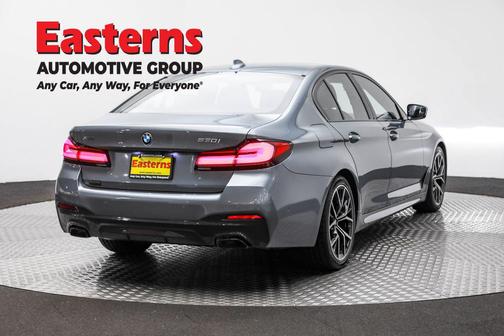 2022 BMW 530 i xDrive