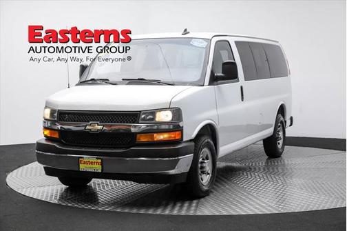 2017 Chevrolet Express 2500 LT