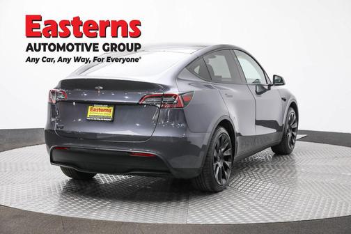 2023 Tesla Model Y RWD