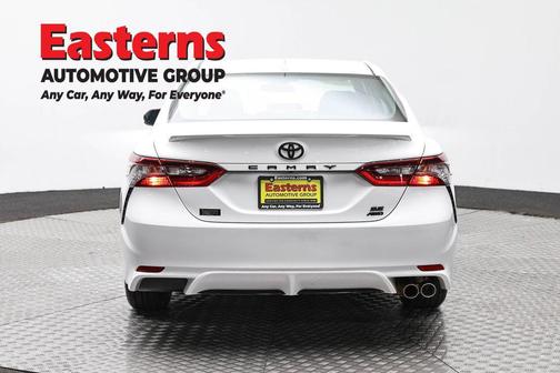 Ice 2024 Toyota Camry SE