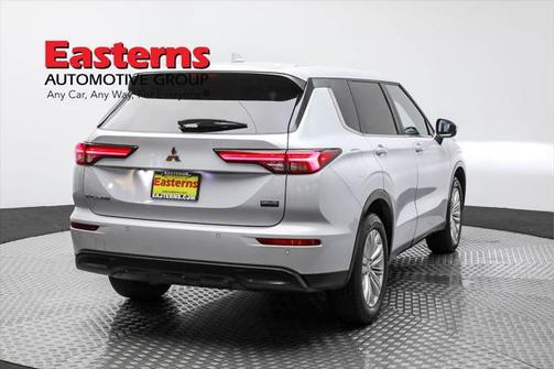 2022 Mitsubishi Outlander ES 2.5 2WD